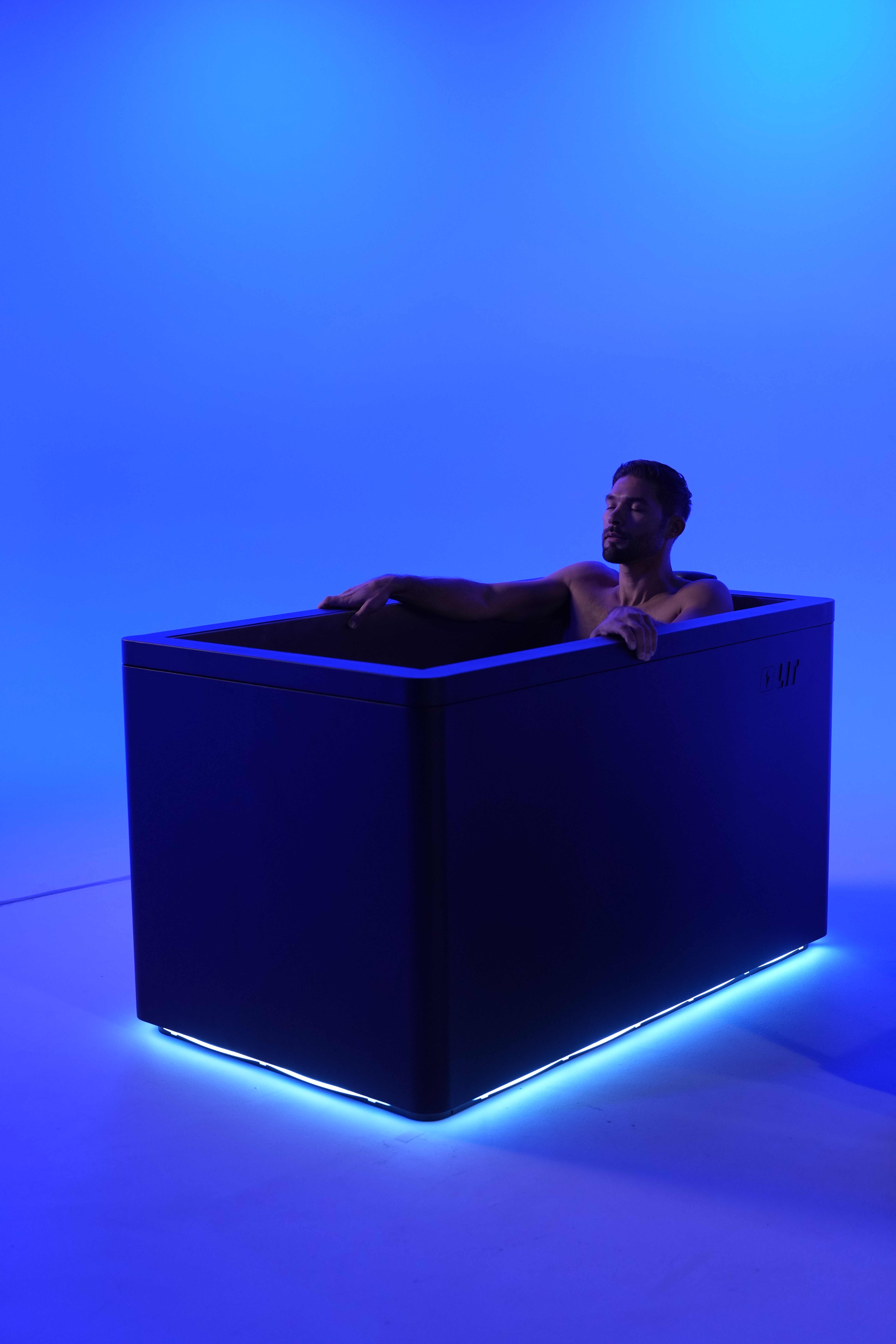 Float therapy and contrast therapy at Float Boston