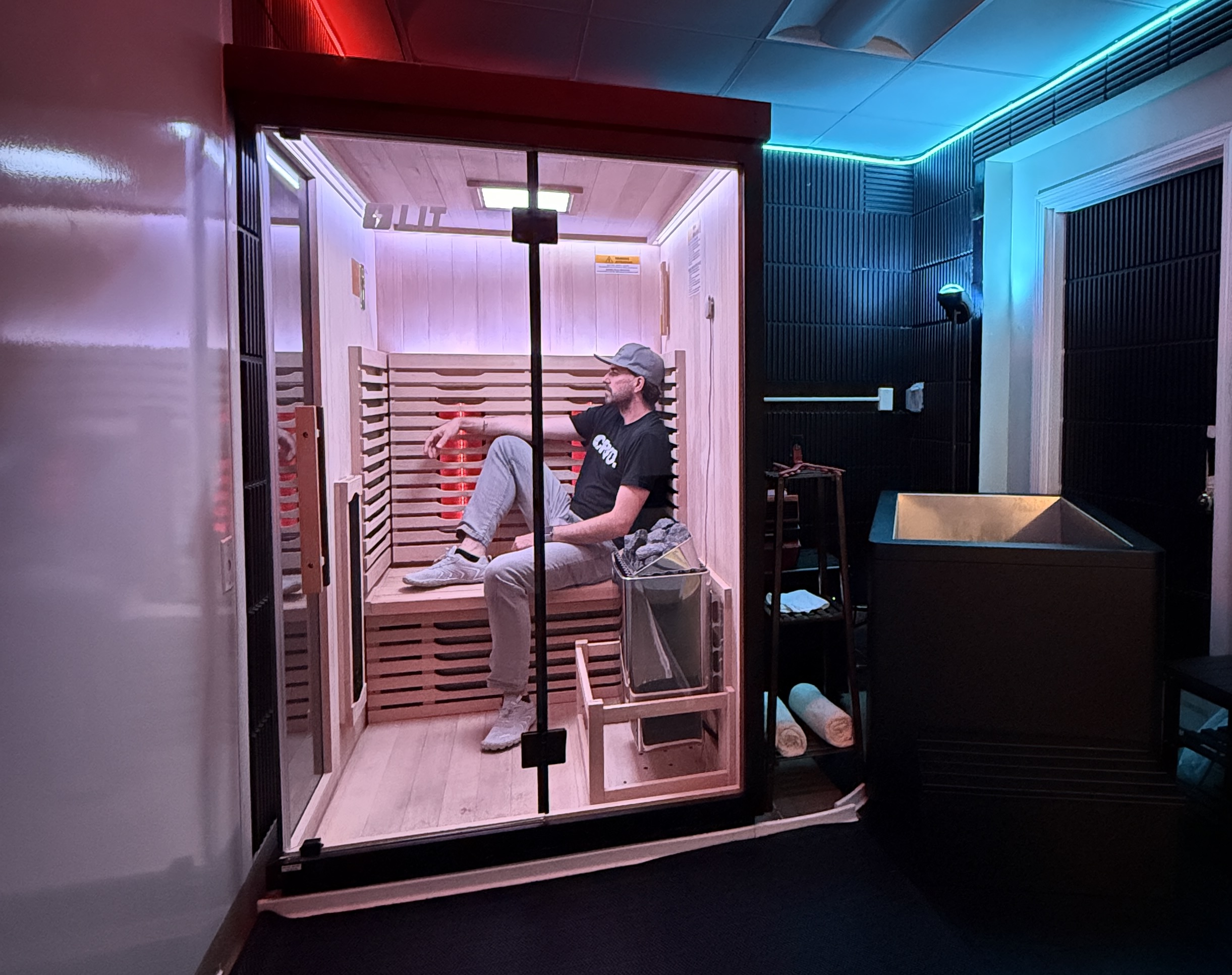 Contrast therapy suite at Float Boston